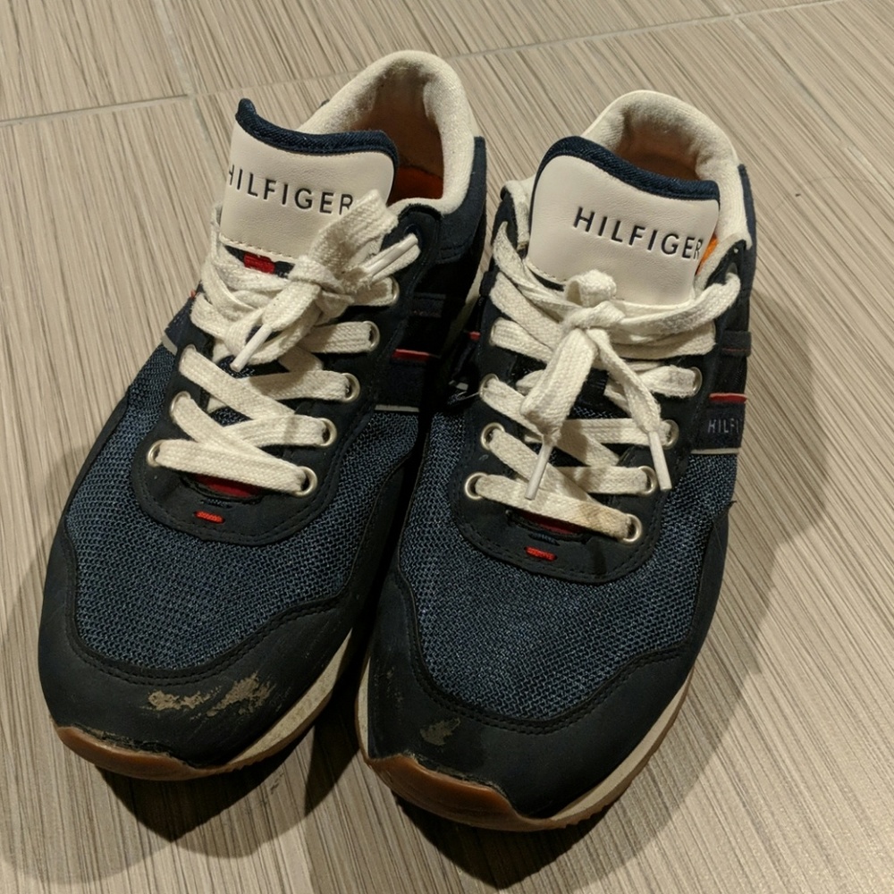 Tommy Hilfiger Used